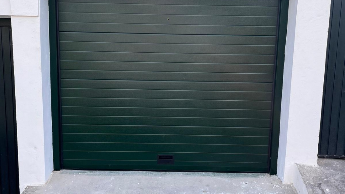 RESIDENCIAL - Puerta seccional automática 2 (1)